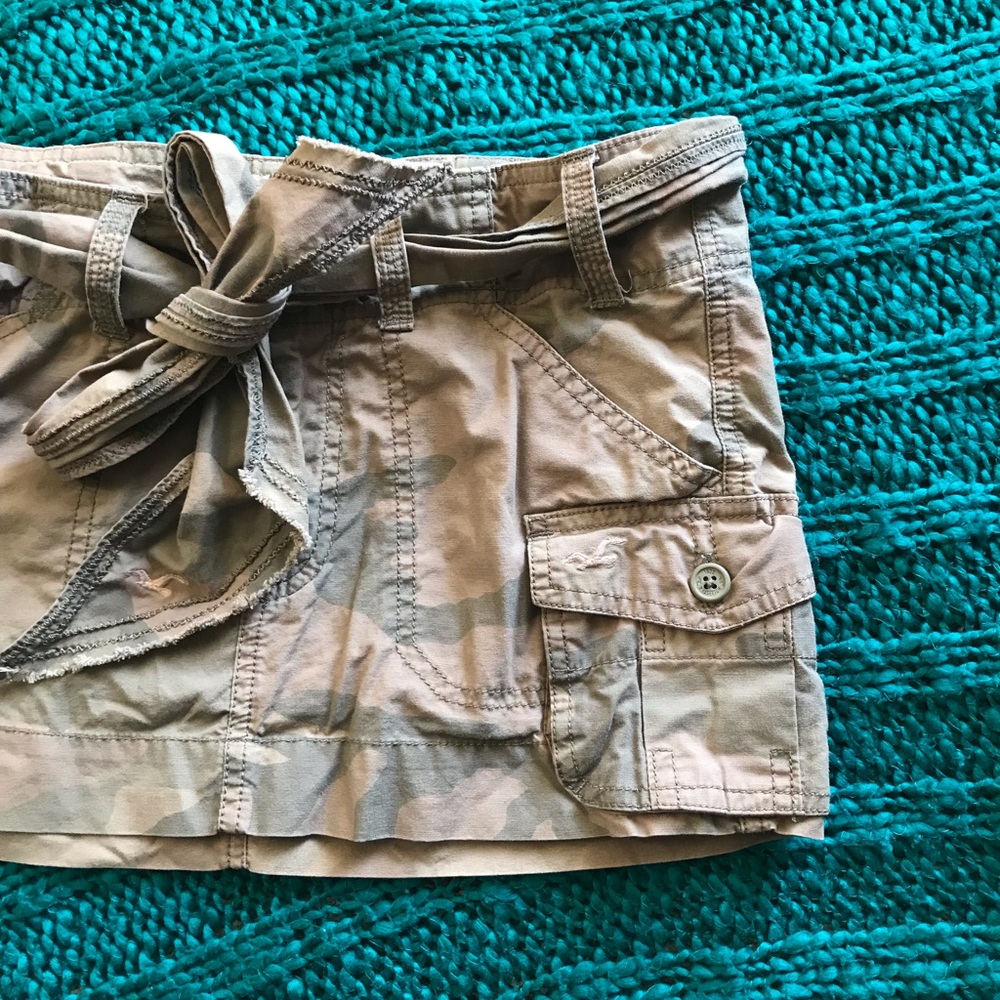 Y2k Hollister mini camo cargo skirt - Picture 7 of 16